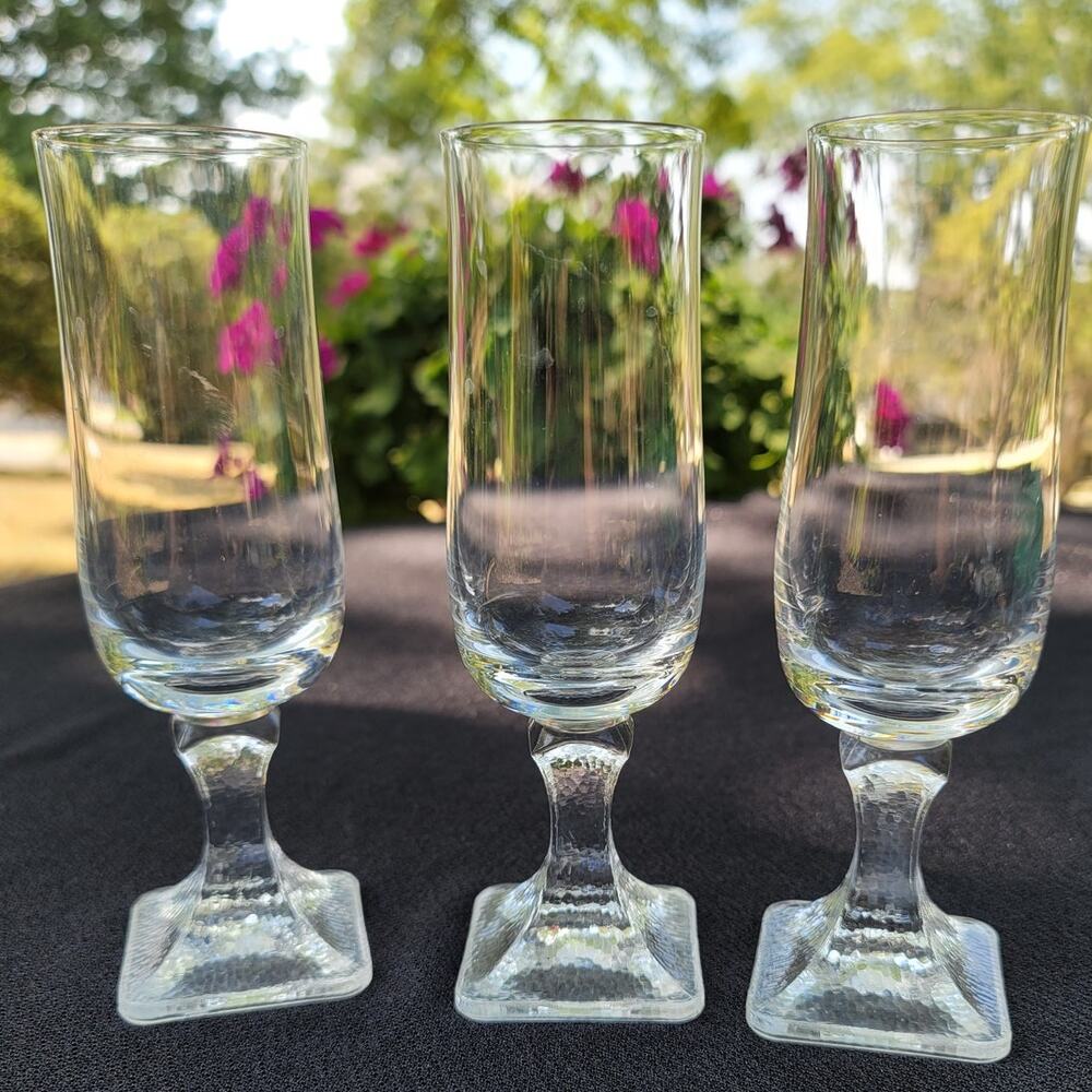 Unique Rosenthal Germany Square Bottom Stemware 7 inch 8 oz. Wine/Water/Beer